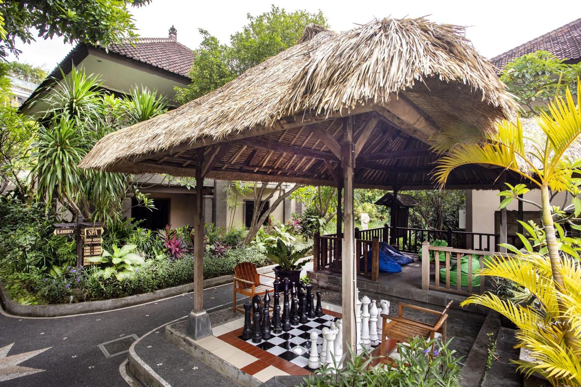 Risata Bali & Kuta Lombok