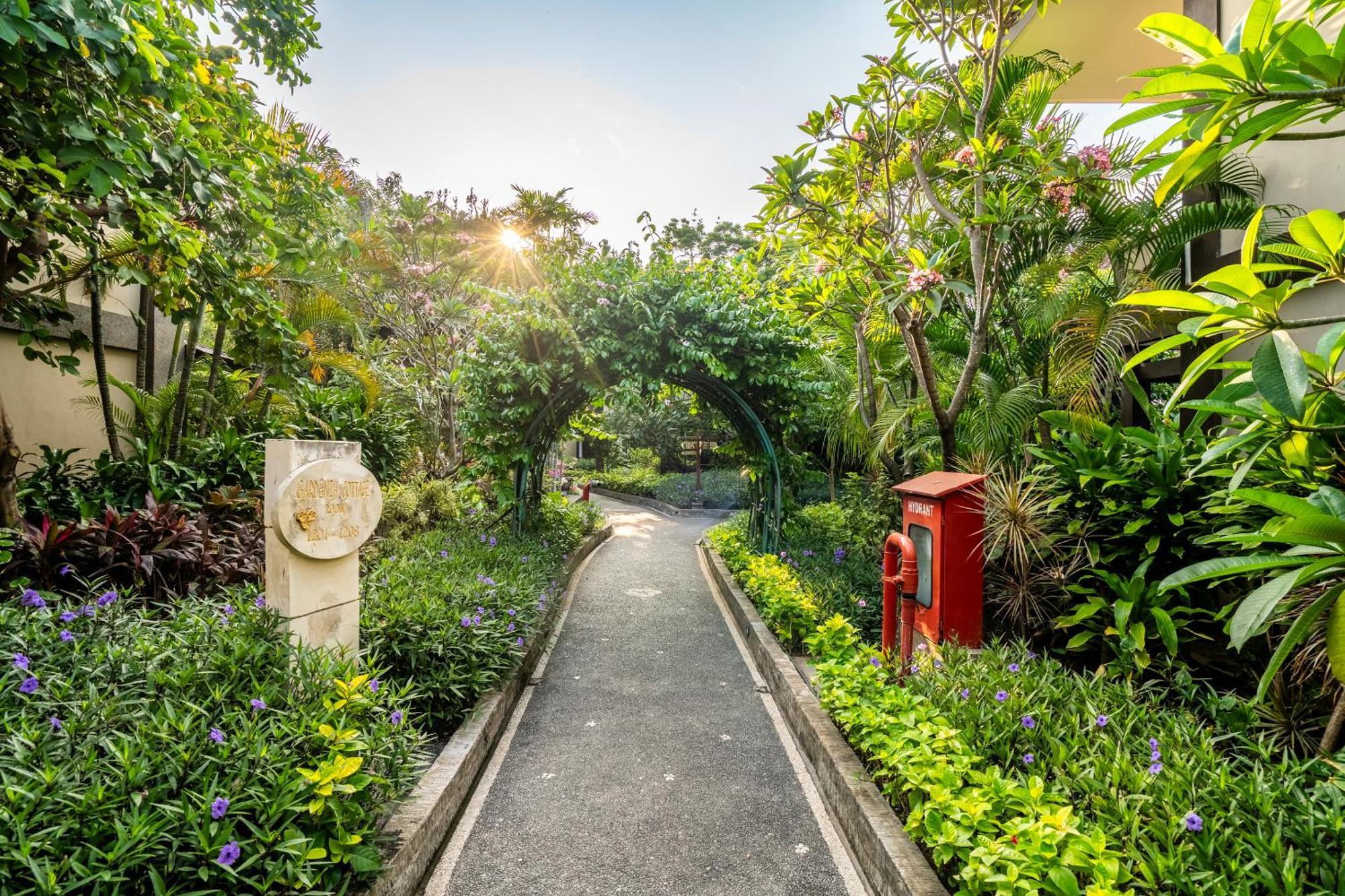 Hotel Risata Bali & 4*