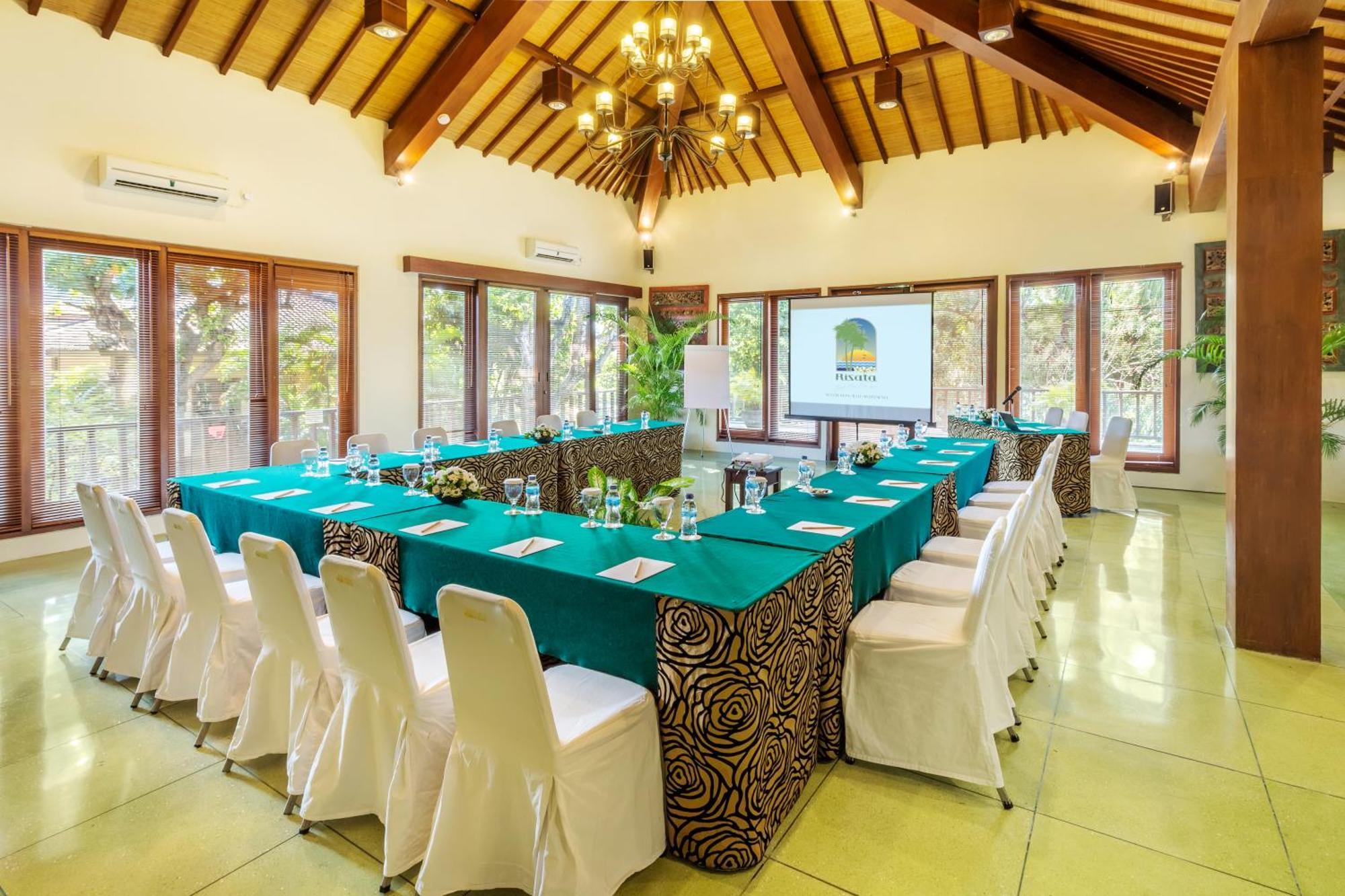 Risata Bali & 4* Kuta Lombok